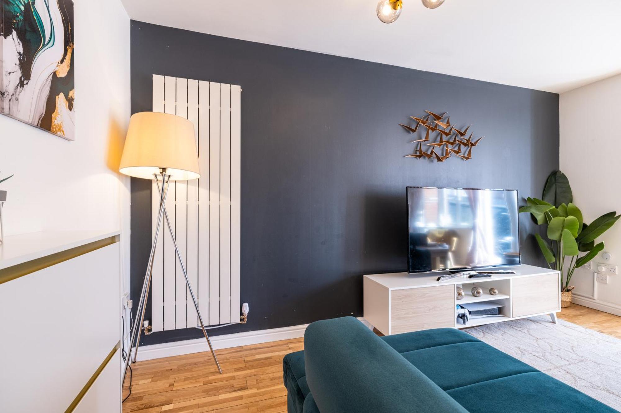 Brightleap Apartments: Modern Home-Away with Entertainment & Amenities Milton Keynes Exterior photo